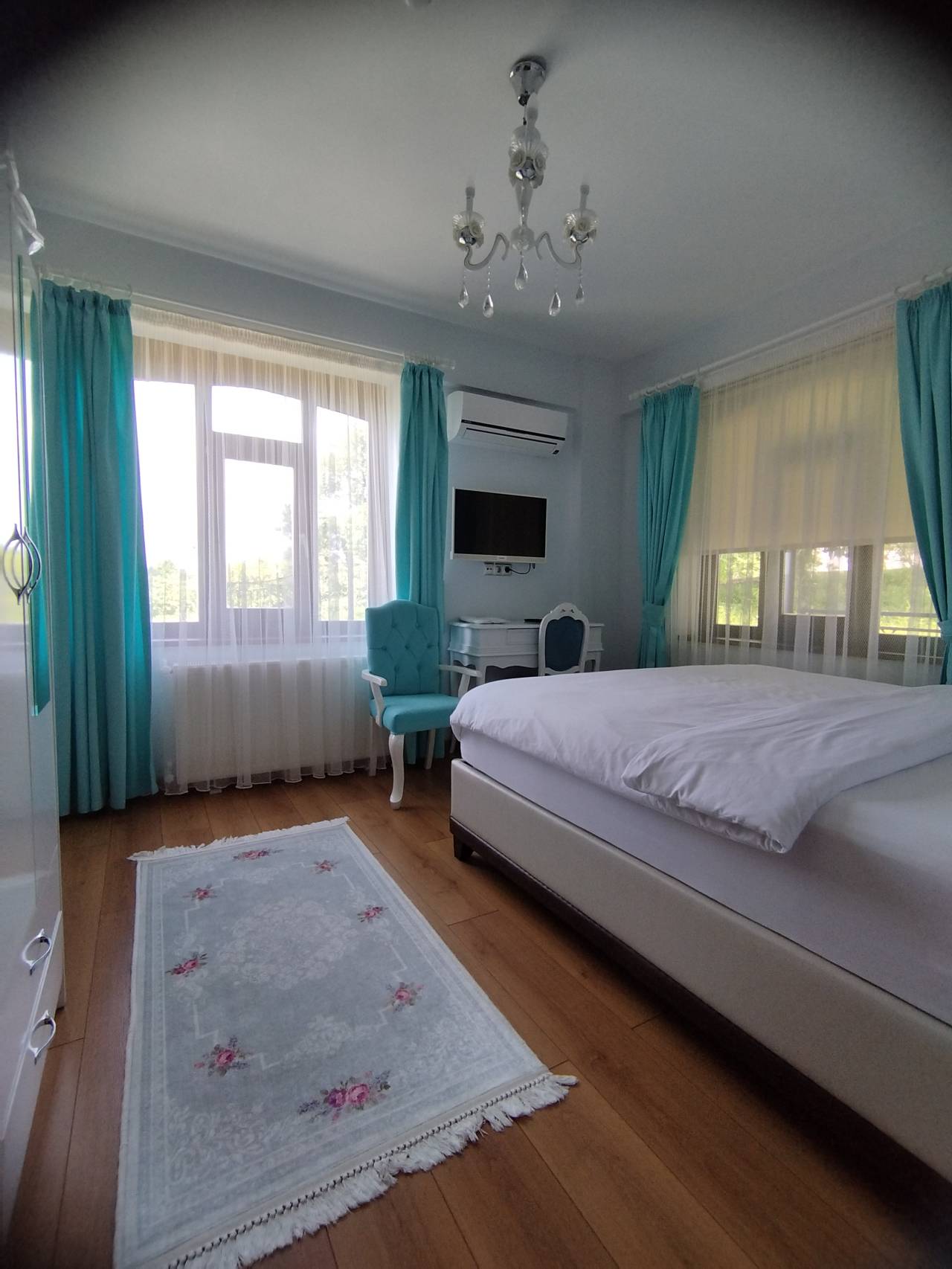 Çift Kişilik Yatak (Kahvaltı Dahil) / Double Room 2