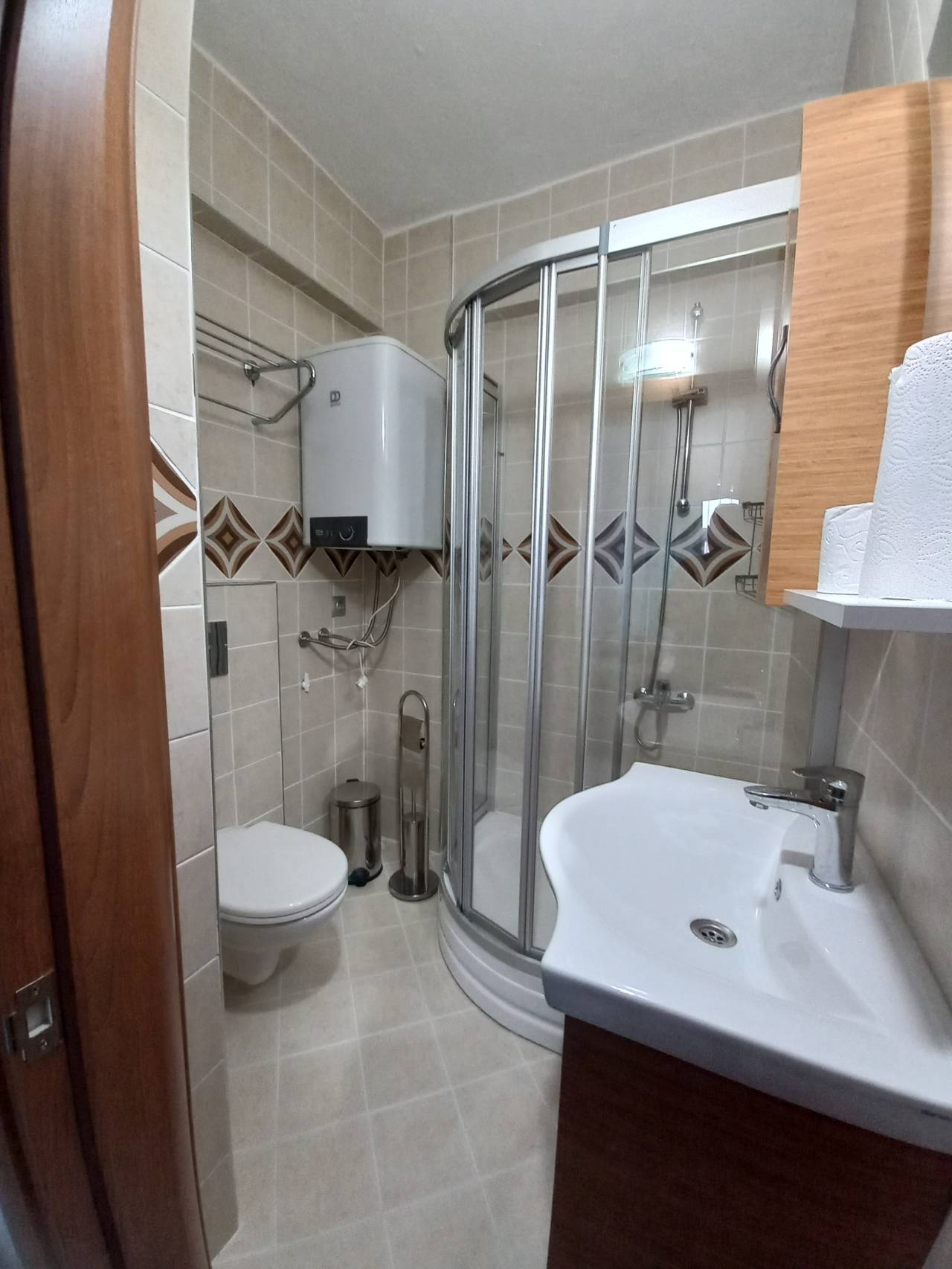İki Ayrı Yataklı (Kahvaltı Hariç) / Double Room 2